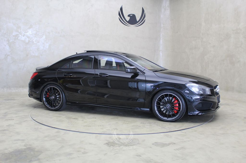 Foto do veículo MERCEDES-BENZ  CLA 45 AMG BLINDADA 2016 24.047 KM 225.000,00