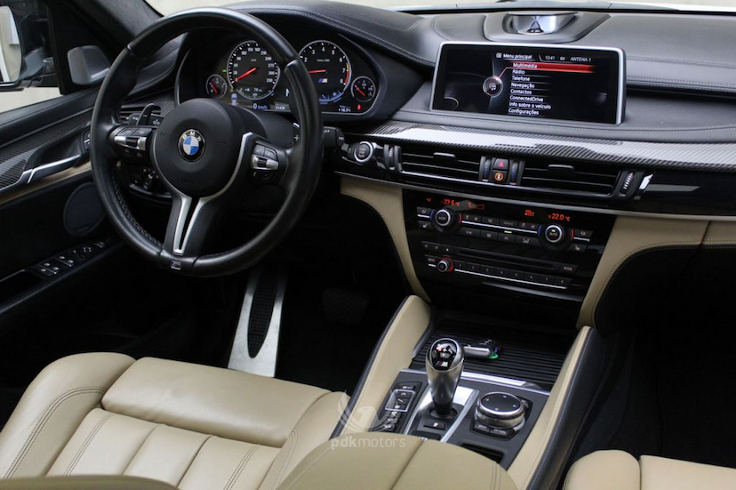 Foto do veículo BMW  X6 M 2016 31.450 KM 359.000,00
