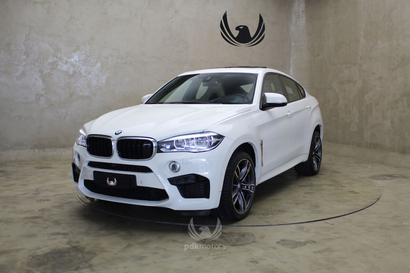 Foto do veículo BMW  X6 M 2016 31.450 KM 359.000,00