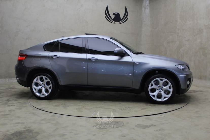 Foto do veículo BMW  X6 35I X-DRIVE 2012 44.831 KM 149.000,00