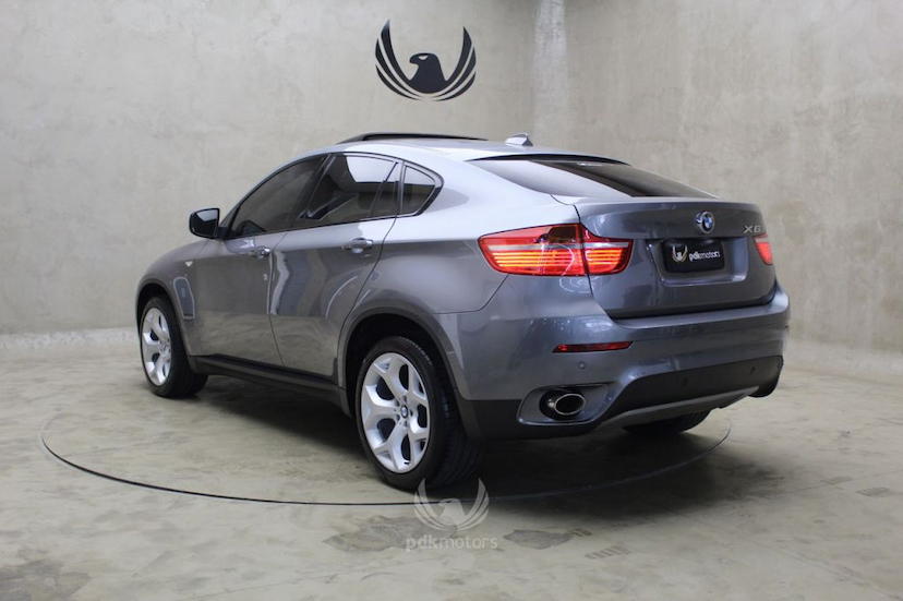 Foto do veículo BMW  X6 35I X-DRIVE 2012 44.831 KM 149.000,00