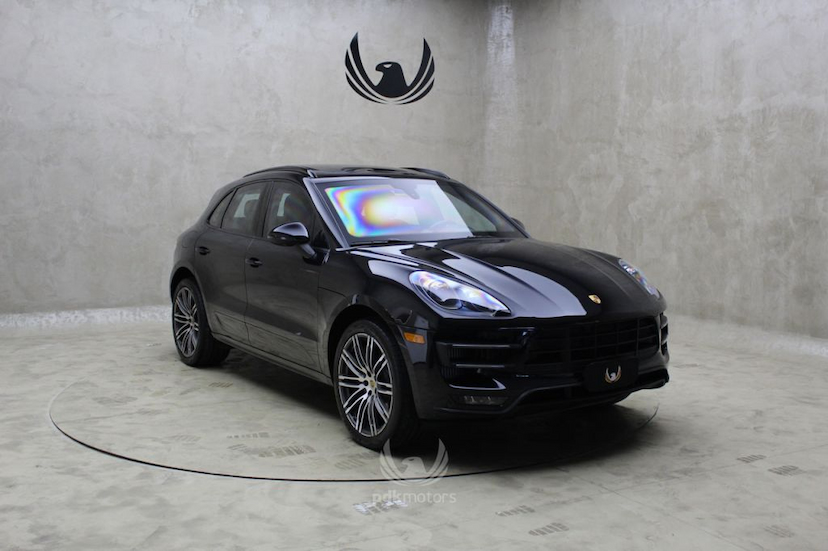 Foto do veículo PORSCHE  MACAN TURBO 2015 40.107 KM 329.000,00