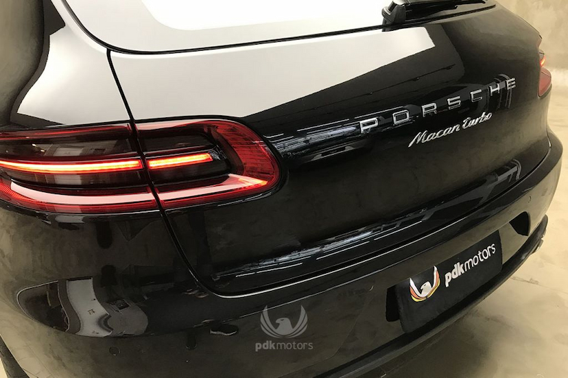 Foto do veículo PORSCHE  MACAN TURBO 2015 40.107 KM 329.000,00