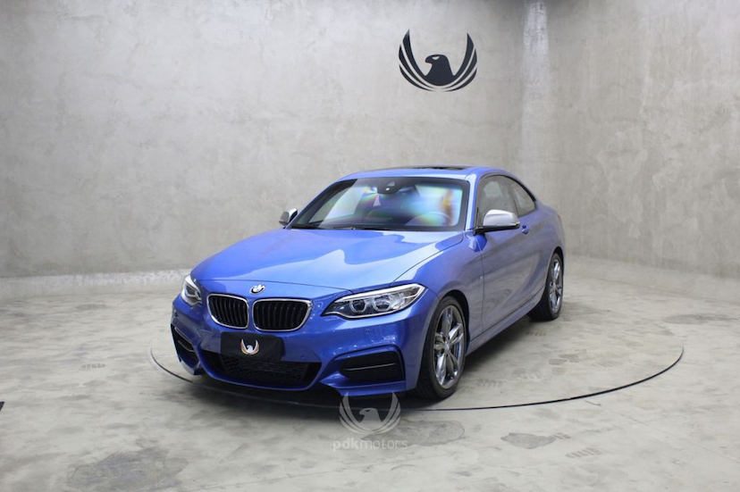 Foto do veículo BMW  M 235 2015 7.100 KM 199.000,00