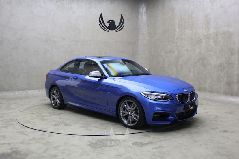 Foto do veículo BMW  M 235 2015 7.100 KM 199.000,00