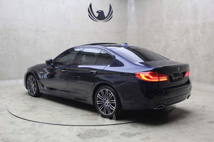 Foto do veículo BMW  540I M SPORT 2018 35.180 KM 280.000,00