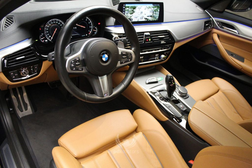 Foto do veículo BMW  540I M SPORT 2018 35.180 KM 280.000,00
