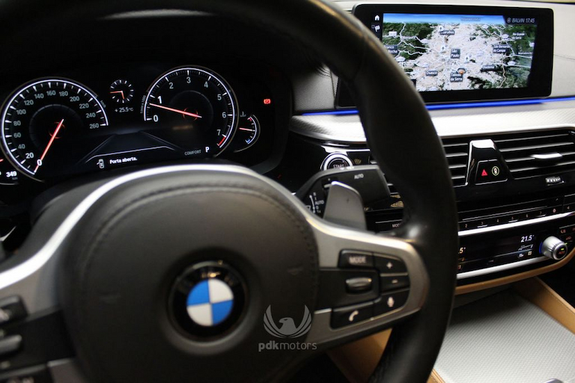 Foto do veículo BMW  540I M SPORT 2018 35.180 KM 280.000,00