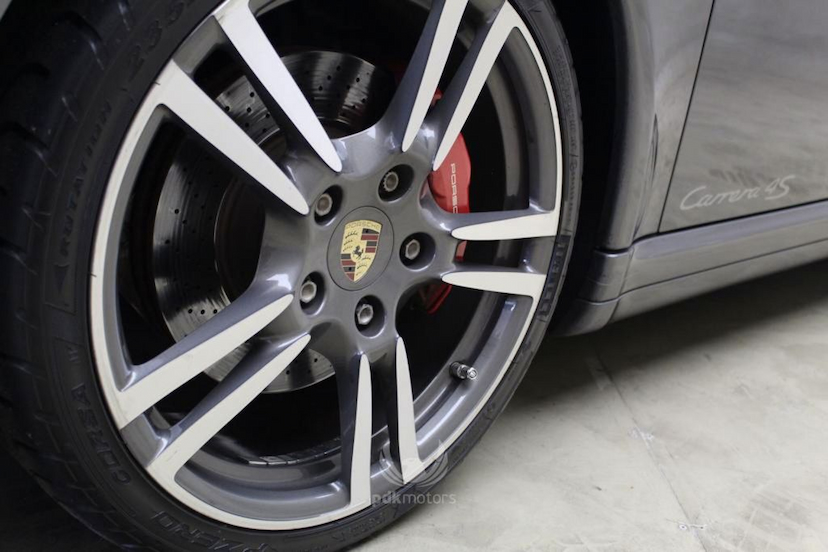 Foto do veículo PORSCHE  911 CARRERA 4S 2011 37.932 KM 349.000,00