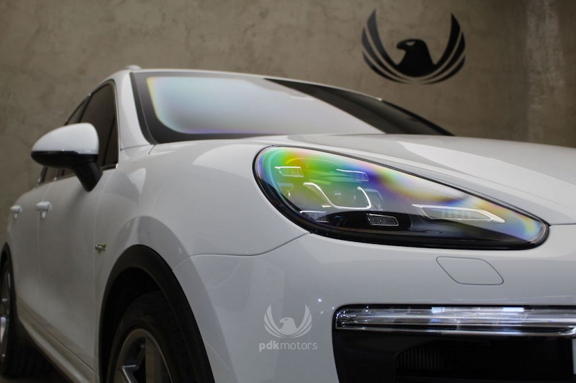 Foto do veículo PORSCHE  CAYENNE S E-HYBRID 2017 18.300 KM 399.000,00