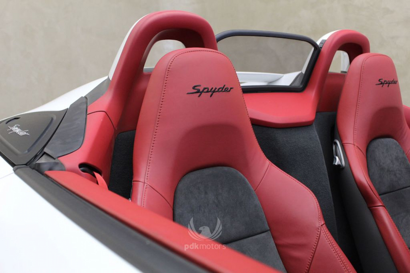 Foto do veículo PORSCHE  BOXSTER SPYDER 2016 8.225 KM 539.000,00