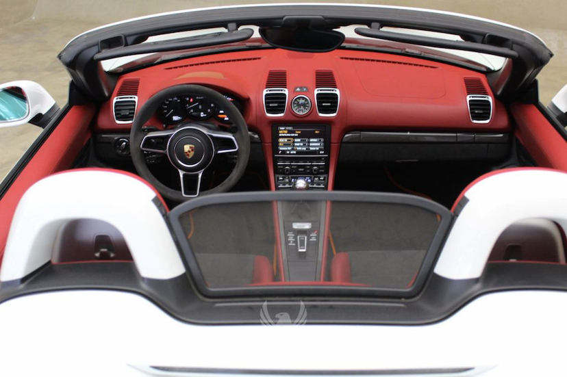 Foto do veículo PORSCHE  BOXSTER SPYDER 2016 8.225 KM 539.000,00