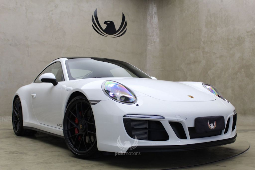 Foto do veículo PORSCHE  911 CARRERA GTS 2018 1.655 KM 739.000,00