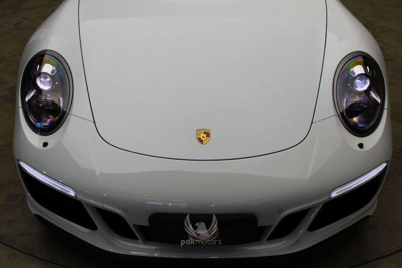 Foto do veículo PORSCHE  911 CARRERA GTS 2018 1.655 KM 739.000,00
