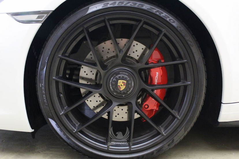 Foto do veículo PORSCHE  911 CARRERA GTS 2018 1.655 KM 739.000,00