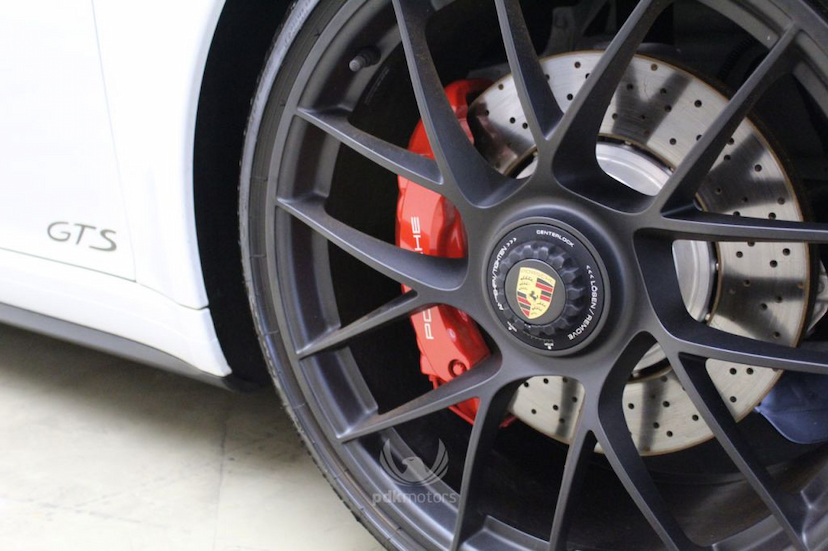 Foto do veículo PORSCHE  911 CARRERA GTS 2018 3.465 KM 729.000,00