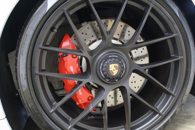 Foto do veículo PORSCHE  911 CARRERA GTS 2018 3.465 KM 729.000,00