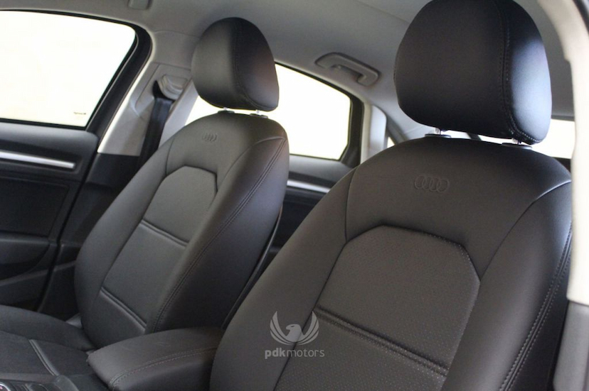 Foto do veículo AUDI  A3 1.4 SEDAN 2015 57.110 KM 79.900,00