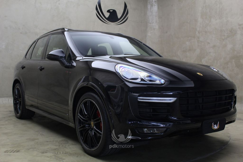 Foto do veículo PORSCHE  CAYENNE GTS 2016 43.540 KM 299.000,00