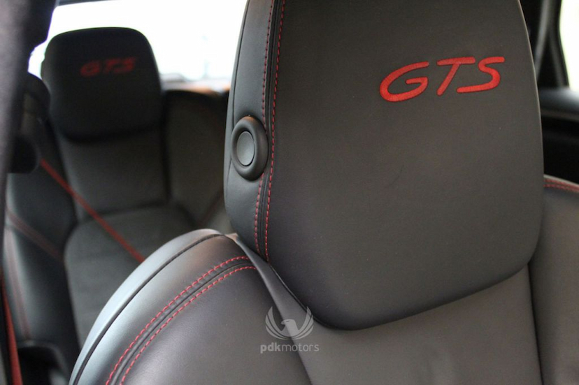 Foto do veículo PORSCHE  CAYENNE GTS 2016 43.540 KM 299.000,00