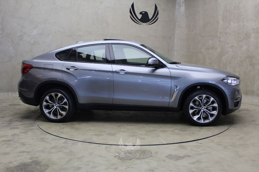 Foto do veículo BMW  X6 35I X-DRIVE 2018 7.190 KM 319.000,00