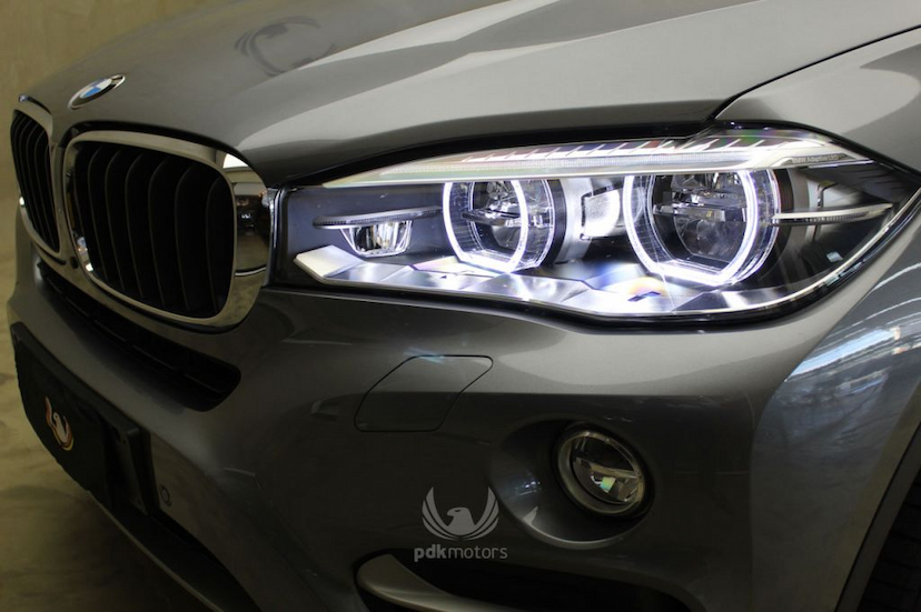Foto do veículo BMW  X6 35I X-DRIVE 2018 7.190 KM 319.000,00