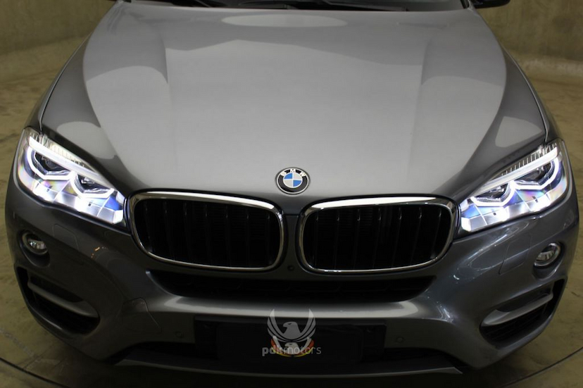 Foto do veículo BMW  X6 35I X-DRIVE 2018 7.190 KM 319.000,00