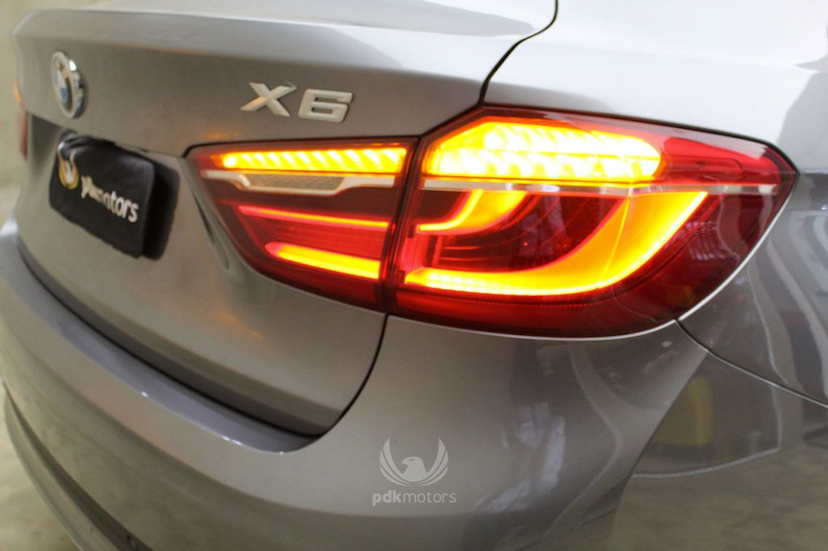 Foto do veículo BMW  X6 35I X-DRIVE 2018 7.190 KM 319.000,00
