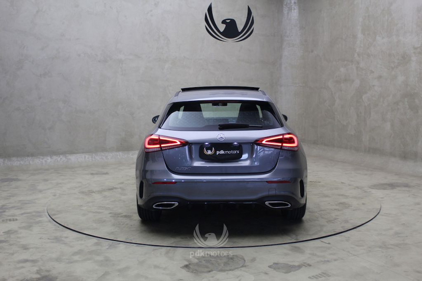 Foto do veículo MERCEDES-BENZ  A250 LAUNCH EDITION 2019 1.800 KM 225.000,00