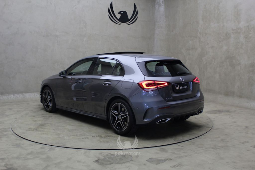 Foto do veículo MERCEDES-BENZ  A250 LAUNCH EDITION 2019 1.800 KM 225.000,00