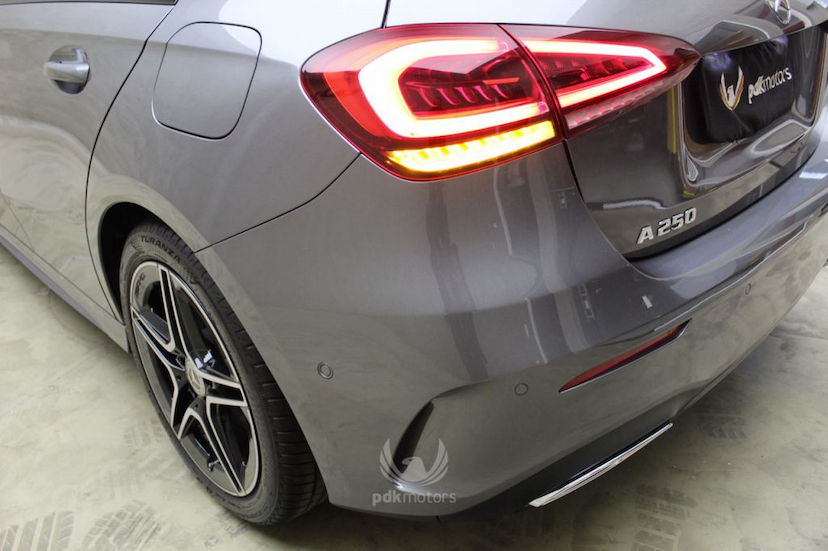 Foto do veículo MERCEDES-BENZ  A250 LAUNCH EDITION 2019 1.800 KM 225.000,00