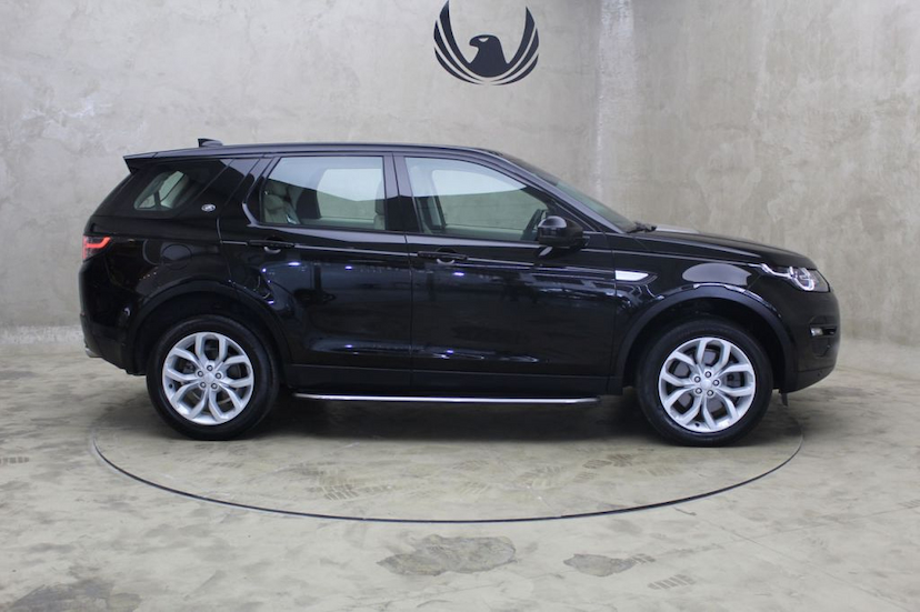 Foto do veículo LAND ROVER  DISCOVERY SPORT HSE 7L 2018 16.905 KM 239.000,00