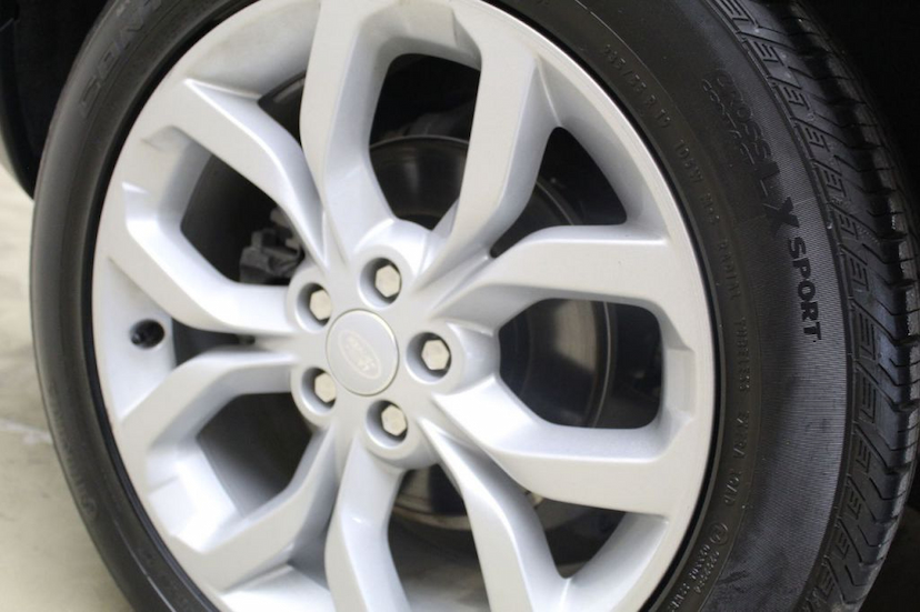 Foto do veículo LAND ROVER  DISCOVERY SPORT HSE 7L 2018 16.905 KM 239.000,00