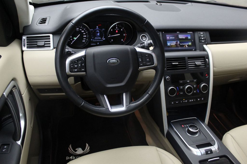 Foto do veículo LAND ROVER  DISCOVERY SPORT HSE 7L 2018 16.905 KM 239.000,00