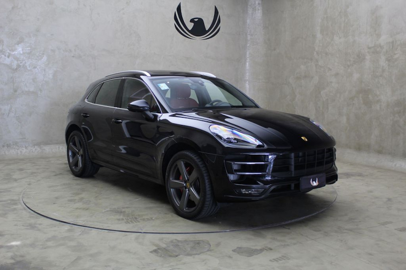 Foto do veículo PORSCHE  MACAN TURBO 2018 5.760 KM 460.000,00