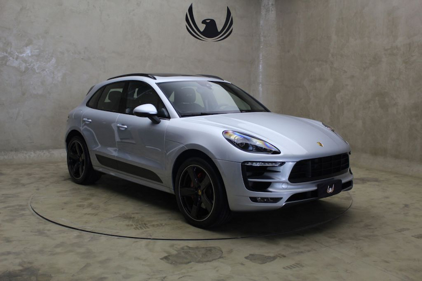 Foto do veículo PORSCHE  MACAN GTS 2017 19.810 KM 359.000,00