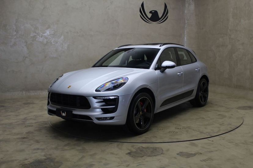 Foto do veículo PORSCHE  MACAN GTS 2017 19.810 KM 359.000,00