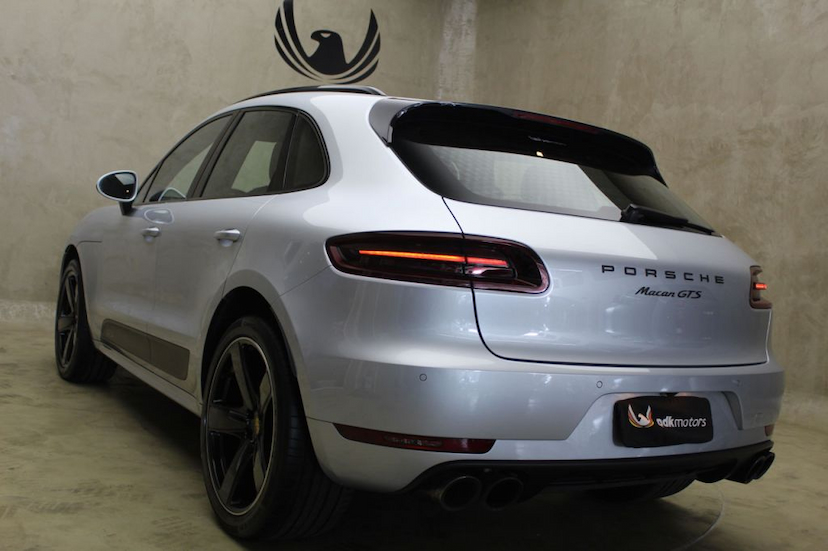Foto do veículo PORSCHE  MACAN GTS 2017 19.810 KM 359.000,00