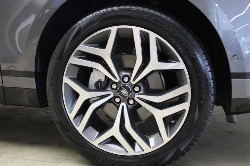 Foto do veículo LAND ROVER RANGE ROVER VELAR P250 SE R-DYNAMIC 2018 4.306 KM 359.000,00