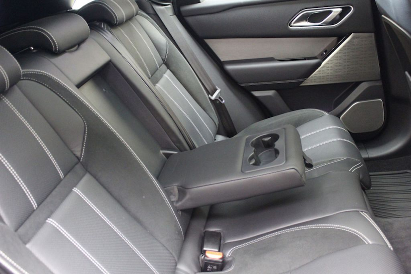 Foto do veículo LAND ROVER RANGE ROVER VELAR P250 SE R-DYNAMIC 2018 4.306 KM 359.000,00