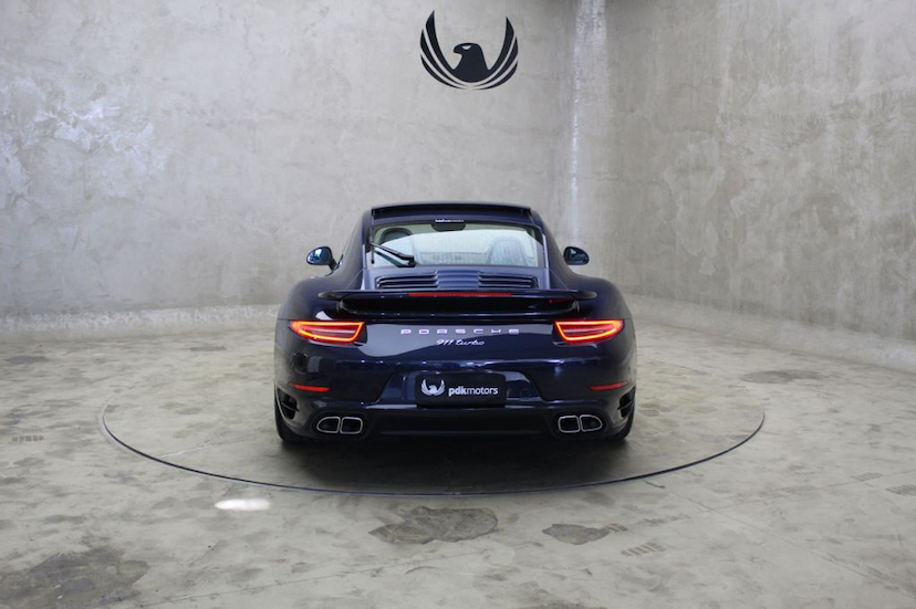 Foto do veículo PORSCHE  911 TURBO 2014 8.250 KM 699.000,00