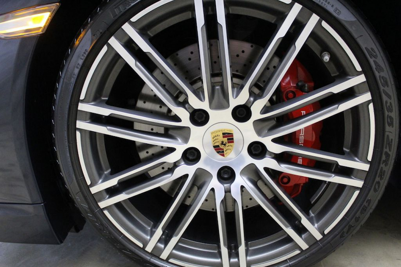 Foto do veículo PORSCHE  911 TURBO 2014 8.250 KM 699.000,00