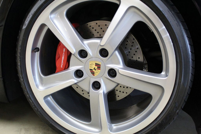 Foto do veículo PORSCHE  CAYMAN S 2014 10.300 KM 329.000,00