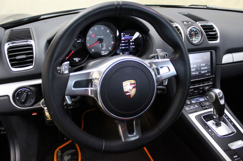 Foto do veículo PORSCHE  CAYMAN S 2014 10.300 KM 329.000,00