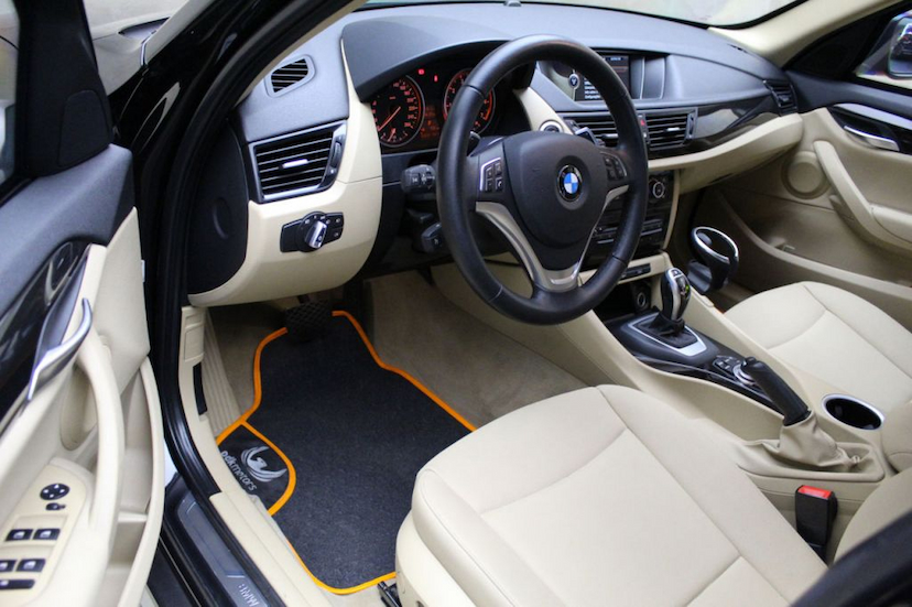 Foto do veículo BMW  X1 20I GP X-LINE 2014 29.510 KM 109.900,00