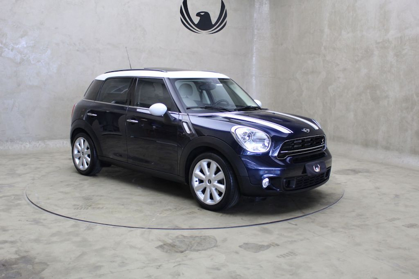 Foto do veículo MINI  COUNTRYMAN S TOP 2016 25.761 KM 97.000,00