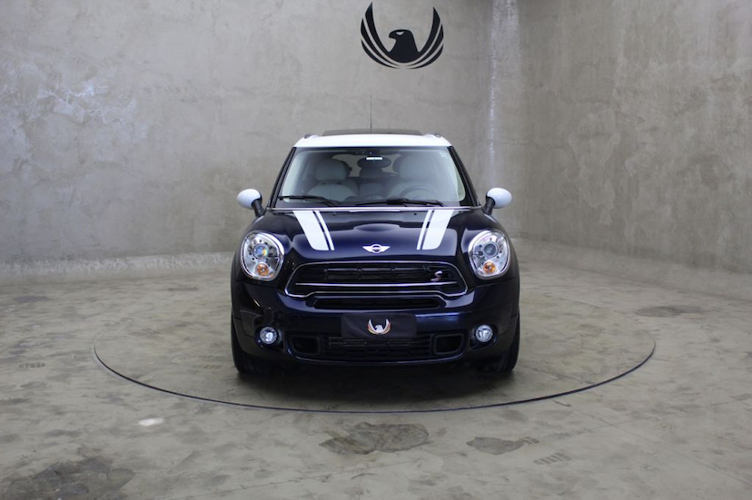Foto do veículo MINI  COUNTRYMAN S TOP 2016 25.761 KM 97.000,00