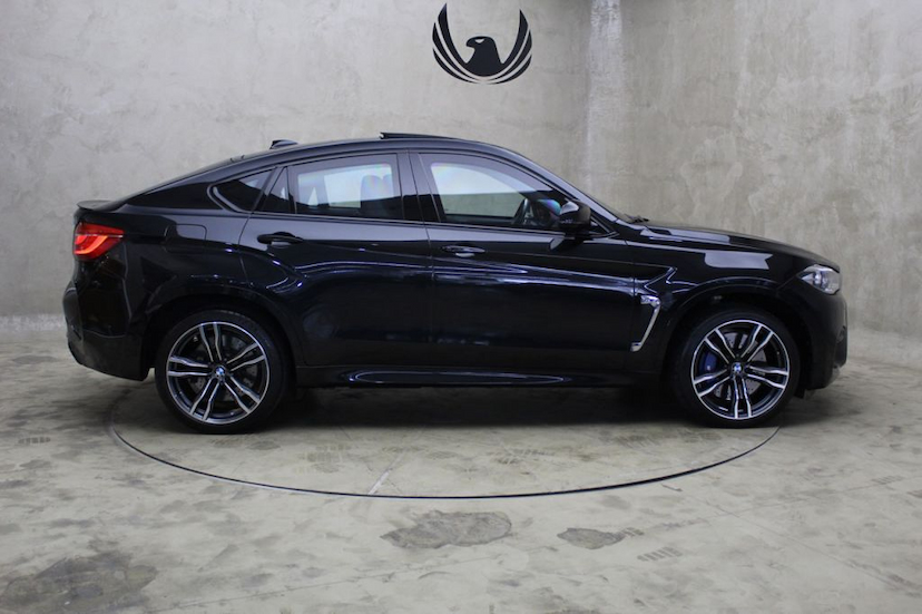 Foto do veículo BMW  X6 M 2016 20.446 KM 389.000,00