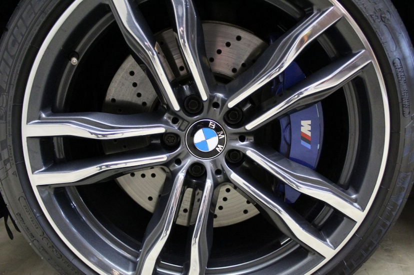 Foto do veículo BMW  X6 M 2016 20.446 KM 389.000,00