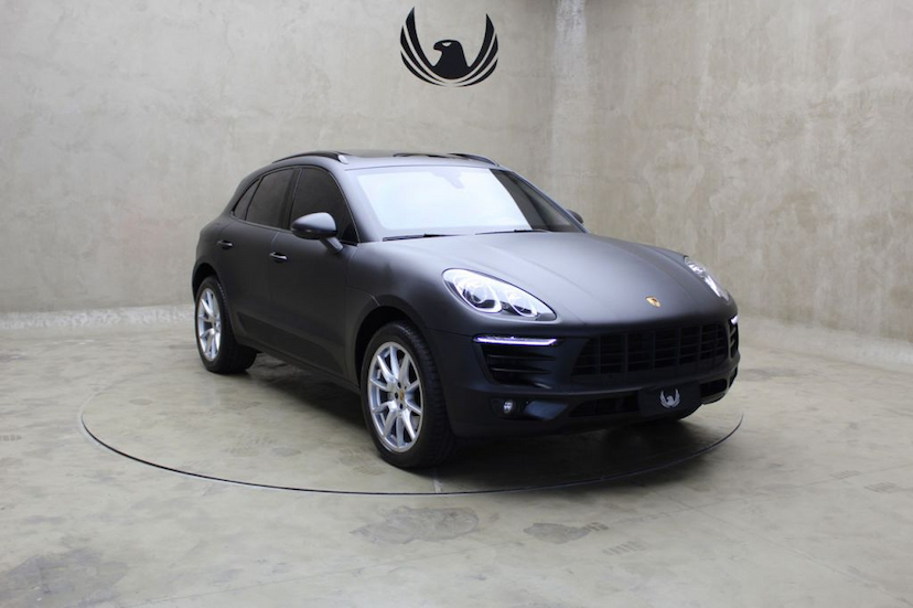 Foto do veículo PORSCHE  MACAN S 2015 9.263 KM 290.000,00